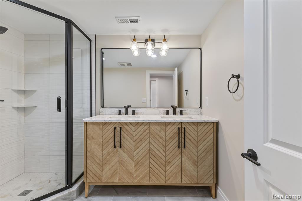 3518 Normandy Road Royal Oak, MI 48073 - Photo 39 of 45