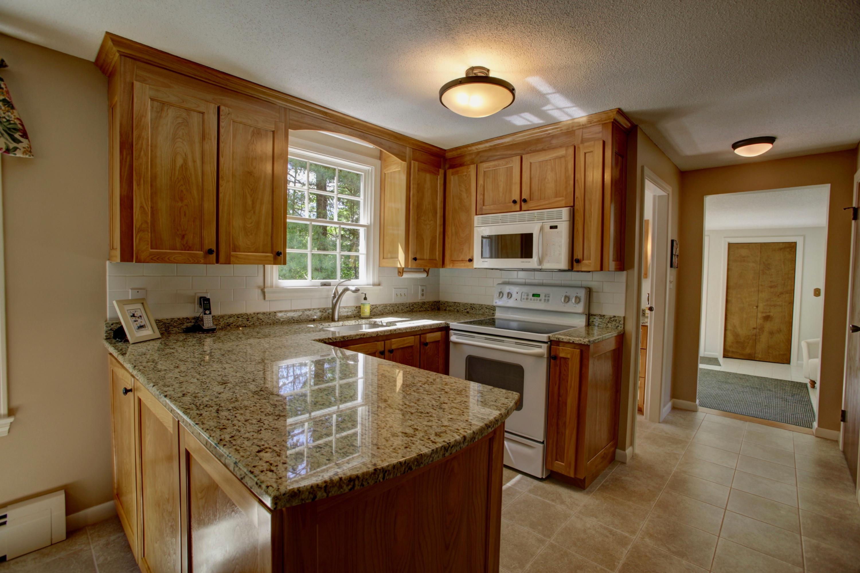 43 Running Springs Road Gorham, ME 04038 - Photo 8 of 41 62