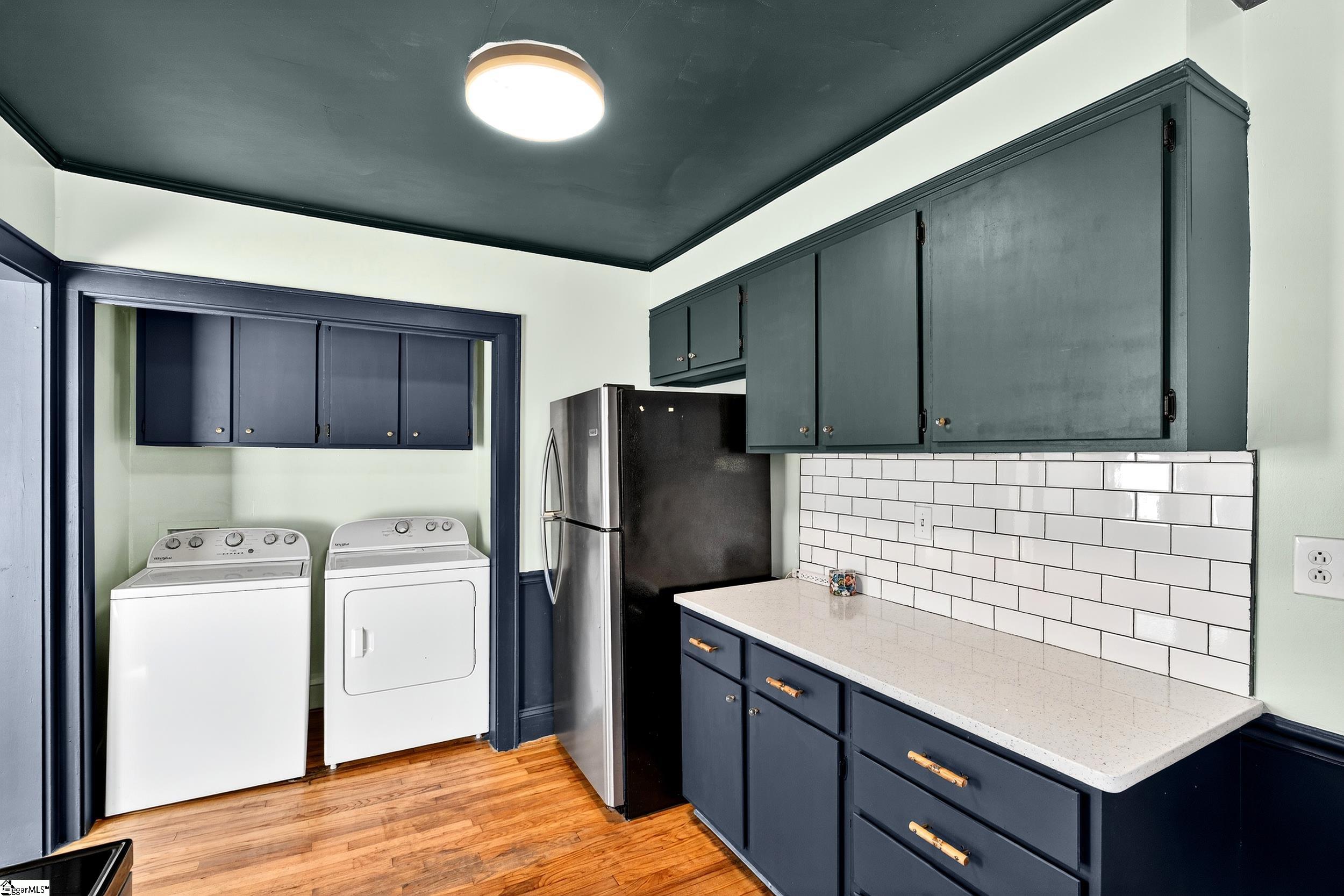 130 Pleasant Ridge Avenue Greenville, SC 29605 - Photo 14 of 29