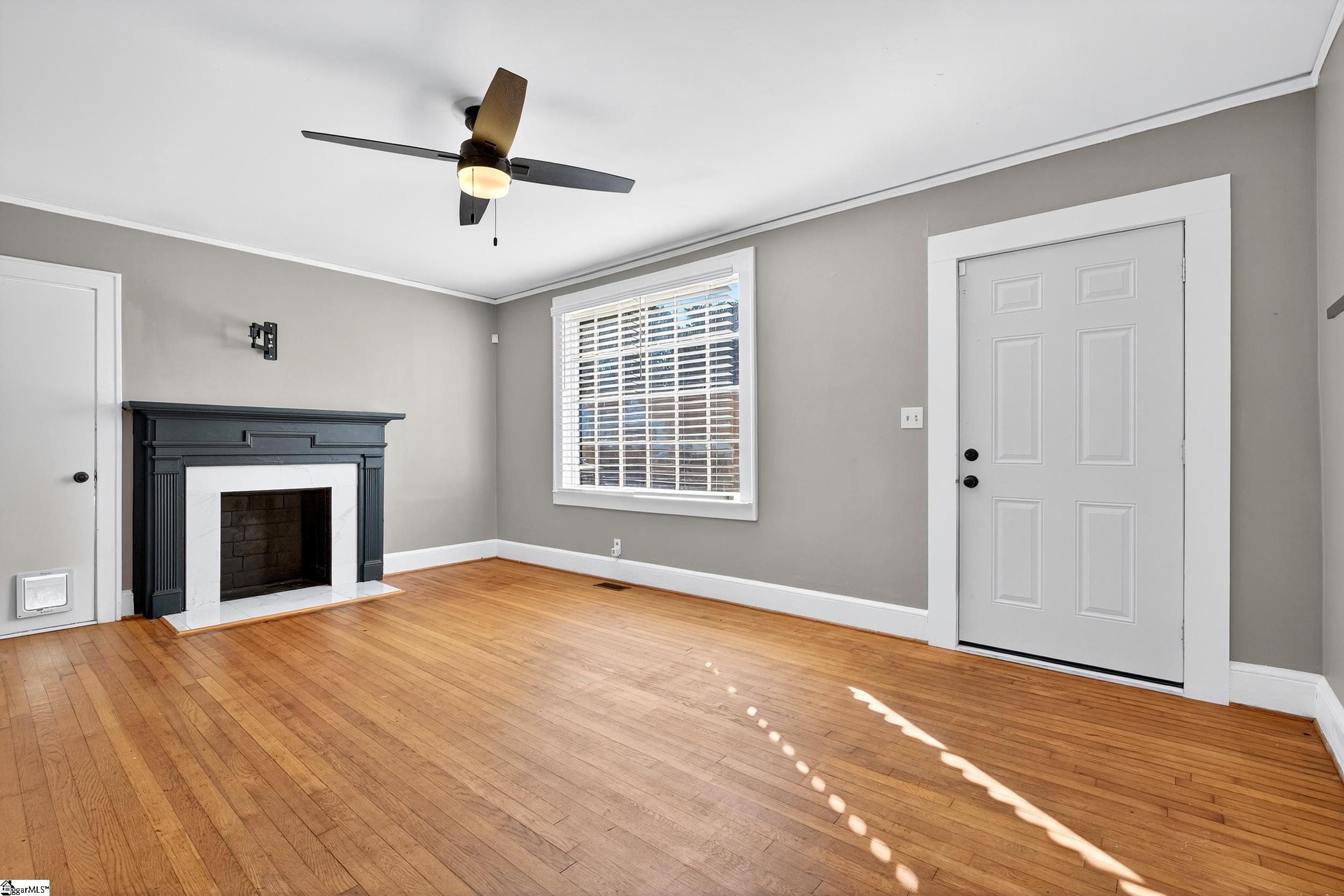 130 Pleasant Ridge Avenue Greenville, SC 29605 - Photo 5 of 29