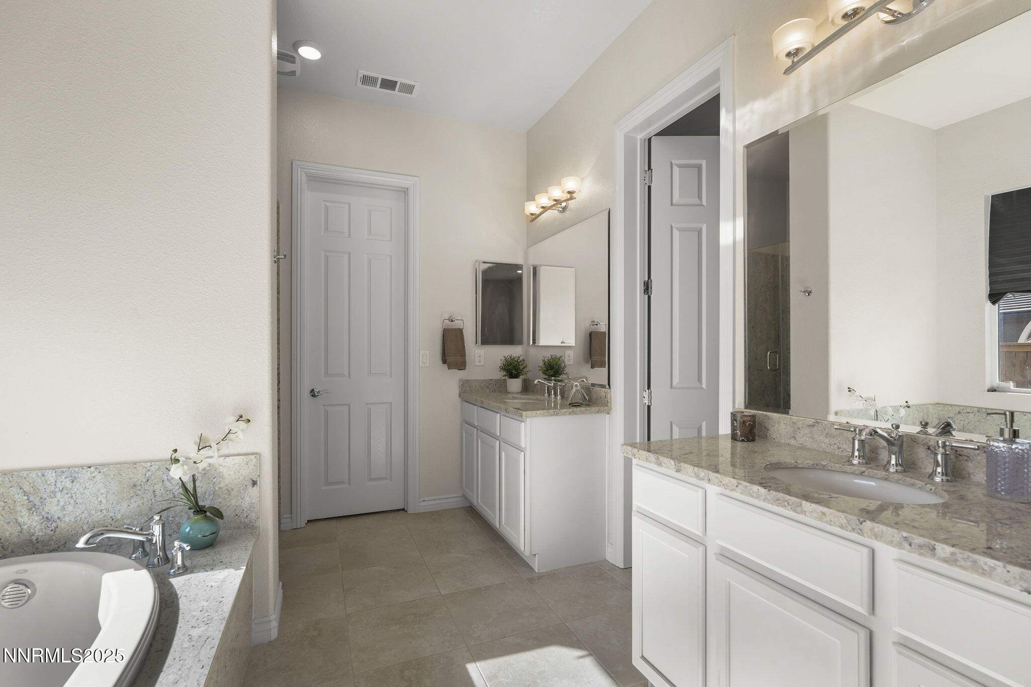 8352 Endsley Drive Reno, NV 89439 - Photo 11 of 25 15-web-or-mls-_DSC3669