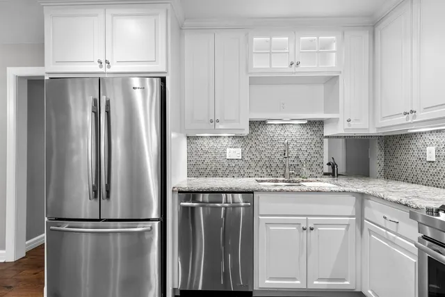 $499,900 | 112 Webster Heights Drive, Green Bay, WI 54301