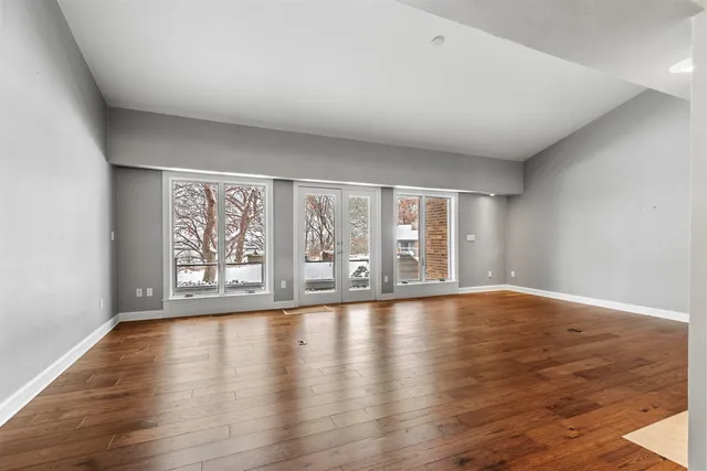 $499,900 | 112 Webster Heights Drive, Green Bay, WI 54301