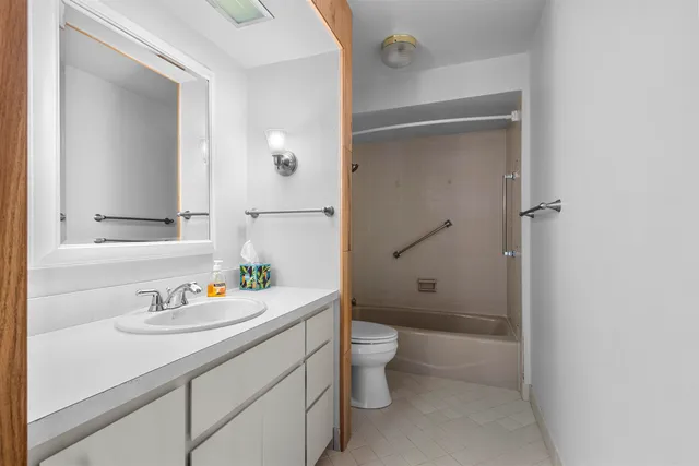 $499,900 | 112 Webster Heights Drive, Green Bay, WI 54301