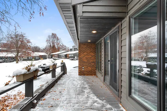 $499,900 | 112 Webster Heights Drive, Green Bay, WI 54301