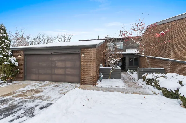 $499,900 | 112 Webster Heights Drive, Green Bay, WI 54301