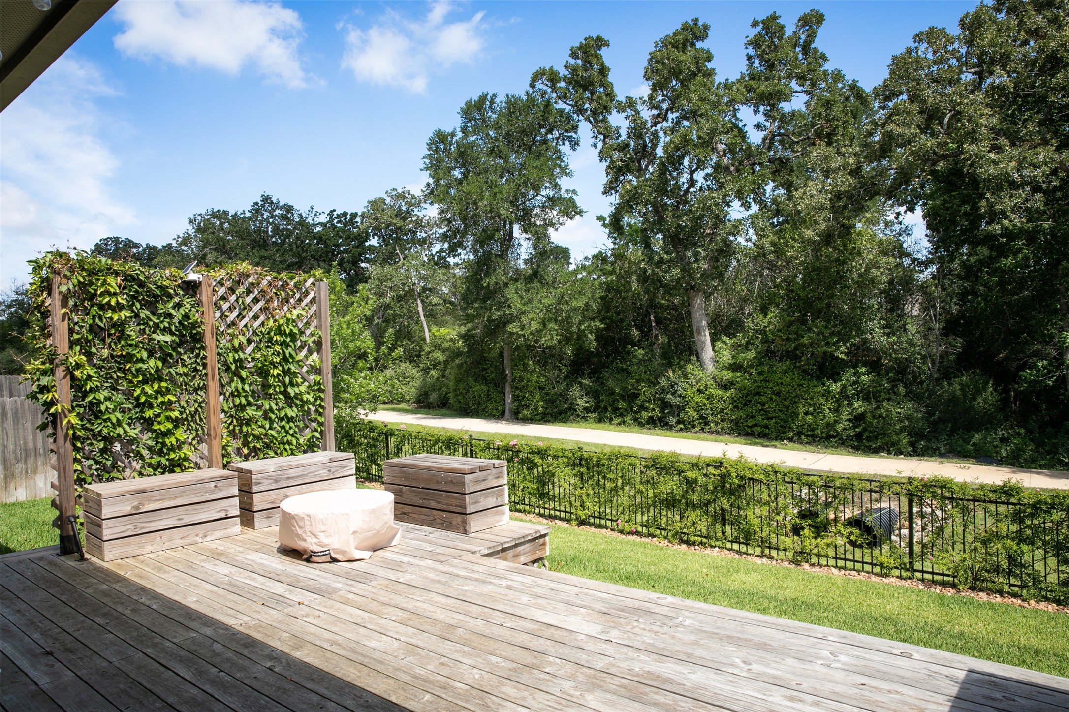 2010 Winepress Road Brenham, TX 77833 - Photo 6 of 33