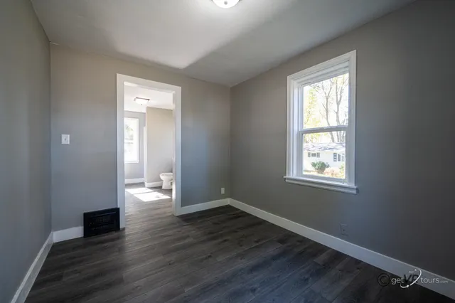 $179,900 | 309 West South Street, Pearl City, IL 61062