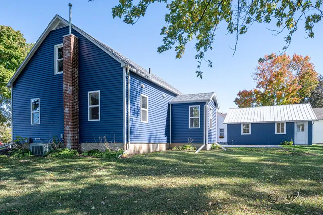 $179,900 | 309 West South Street, Pearl City, IL 61062