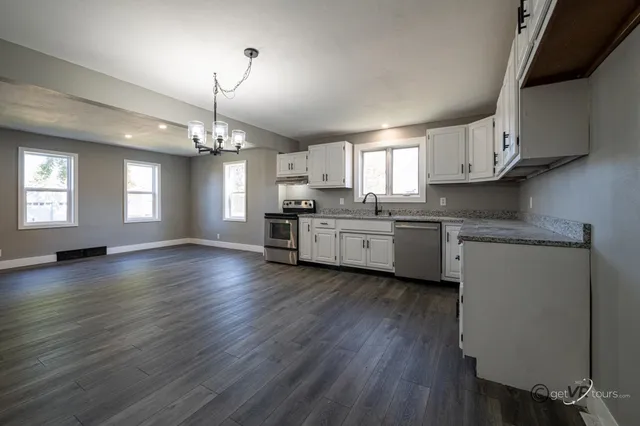 $179,900 | 309 West South Street, Pearl City, IL 61062