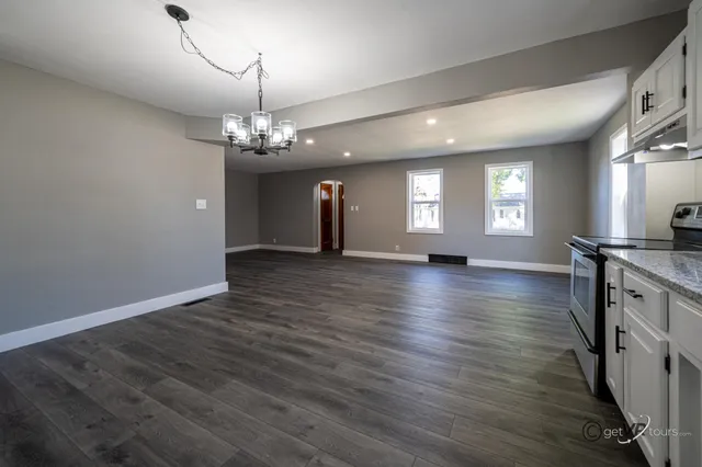 $179,900 | 309 West South Street, Pearl City, IL 61062