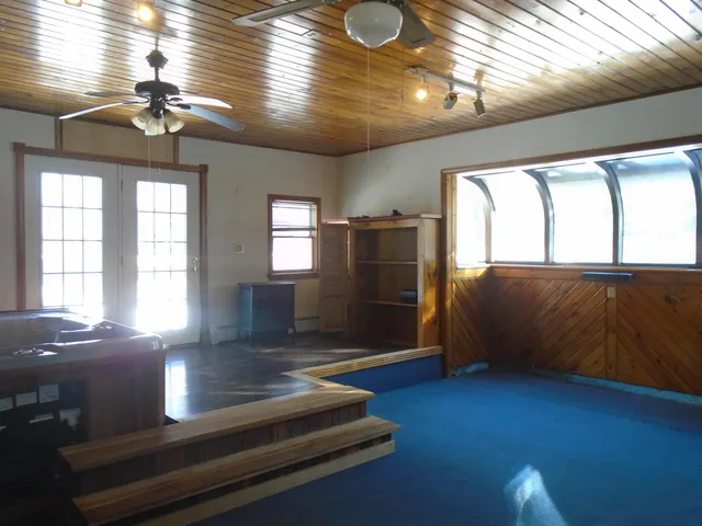 $299,000 | 27 Mary Lane, Oakland, ME 04963