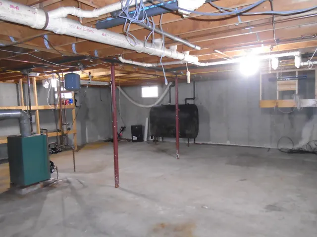 $299,000 | 27 Mary Lane, Oakland, ME 04963