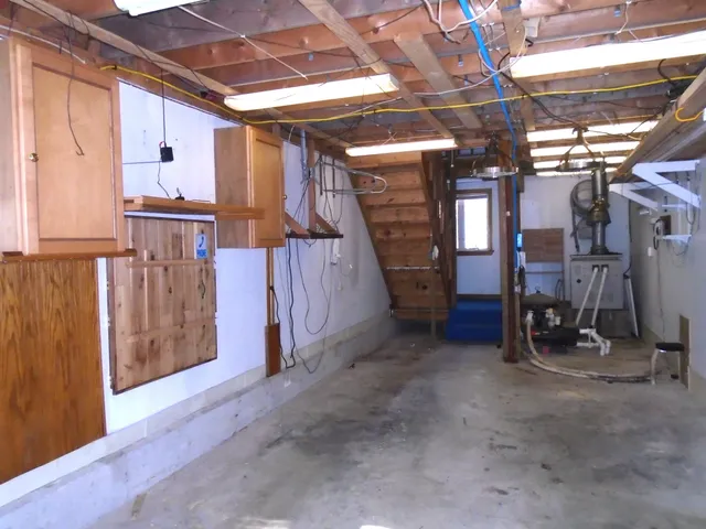 $299,000 | 27 Mary Lane, Oakland, ME 04963