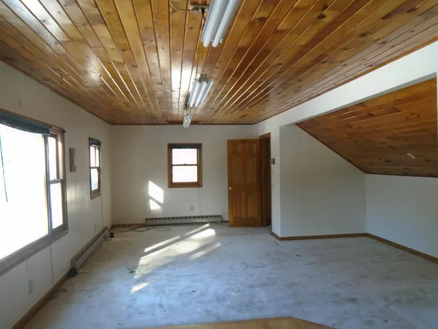 $299,000 | 27 Mary Lane, Oakland, ME 04963