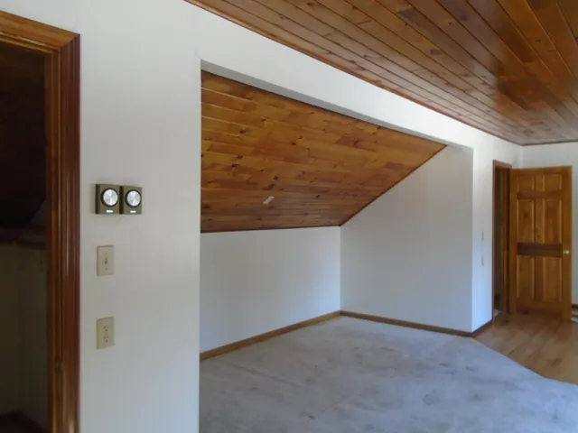 $299,000 | 27 Mary Lane, Oakland, ME 04963