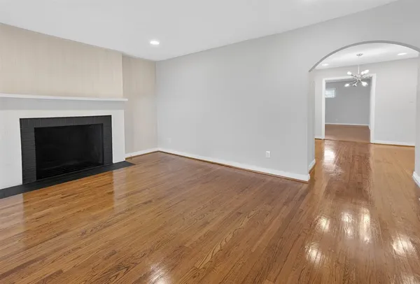 $2,395 | 3021 Ryan Pl Drive, Fort Worth, TX 76110