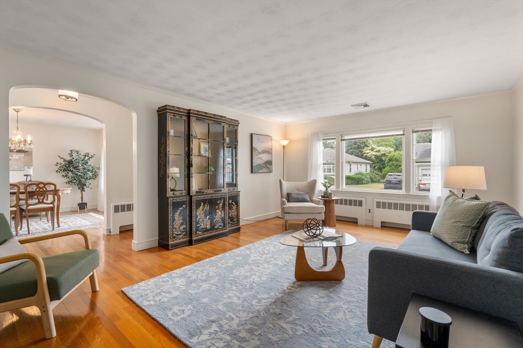 109 Shaw Road Belmont, MA 02478 - Photo 3 of 20
