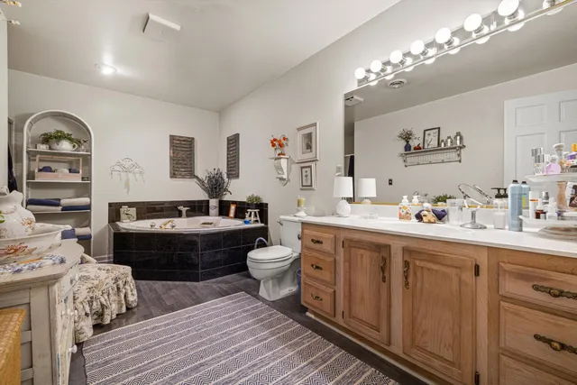 $309,900 | 3337 13th Street, Unit 3C, Kenosha, WI 53144