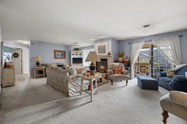 $329,900 | 3337 13th Street, Unit 3C, Kenosha, WI 53144