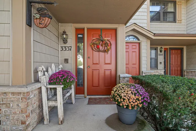 $309,900 | 3337 13th Street, Unit 3C, Kenosha, WI 53144