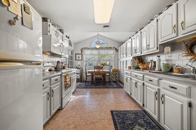 $329,900 | 3337 13th Street, Unit 3C, Kenosha, WI 53144