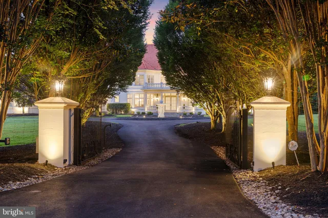 $6,500,000 | 9500 Georgetown Pike, Great Falls, VA 22066