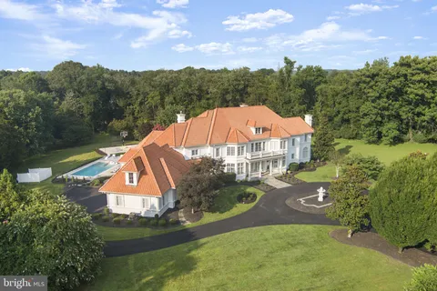 $6,500,000 | 9500 Georgetown Pike, Great Falls, VA 22066
