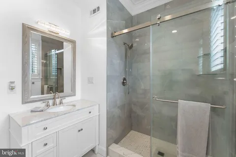 $6,500,000 | 9500 Georgetown Pike, Great Falls, VA 22066