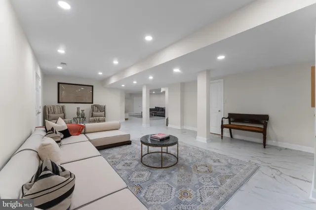 $6,500,000 | 9500 Georgetown Pike, Great Falls, VA 22066