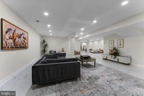 $6,500,000 | 9500 Georgetown Pike, Great Falls, VA 22066
