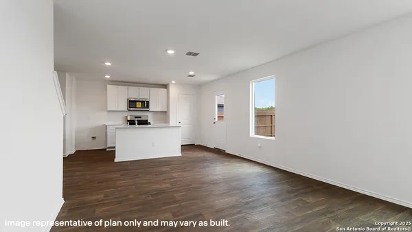 $265,170 | 12703 Burro Canyon, Converse, TX 78109