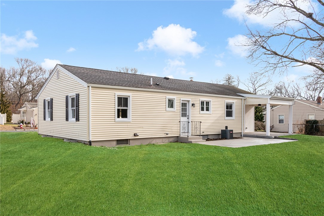 40 Ashwood Circle Warwick, RI 02886 - Photo 21 of 23