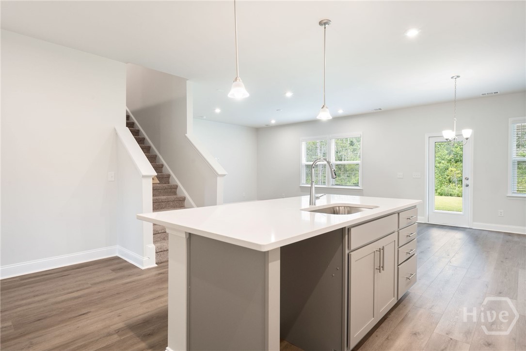 348 MONTEREY Loop Richmond Hill, GA 31324 - Photo 9 of 35