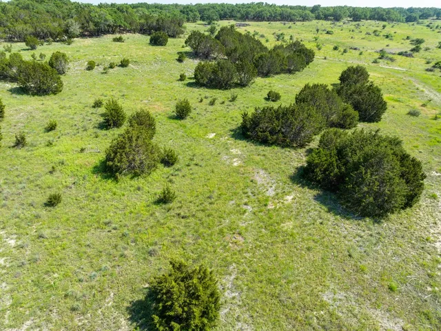 $306,320 | 58-59 Shin Oak Drive, Lampasas, TX 76550