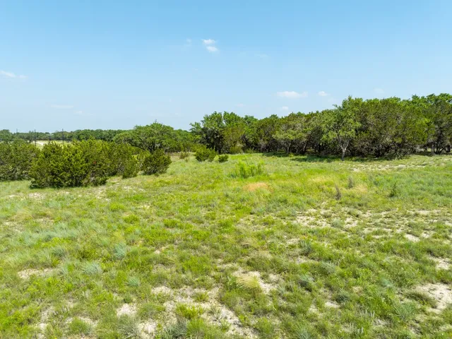 $306,320 | 58-59 Shin Oak Drive, Lampasas, TX 76550