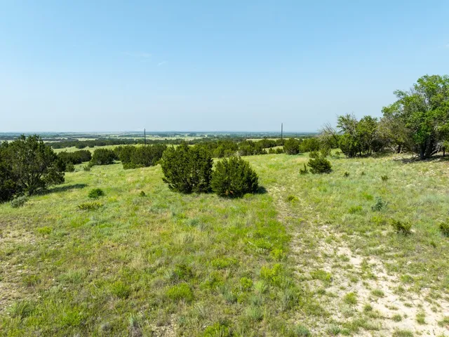 $306,320 | 58-59 Shin Oak Drive, Lampasas, TX 76550