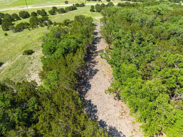 $306,320 | 58-59 Shin Oak Drive, Lampasas, TX 76550