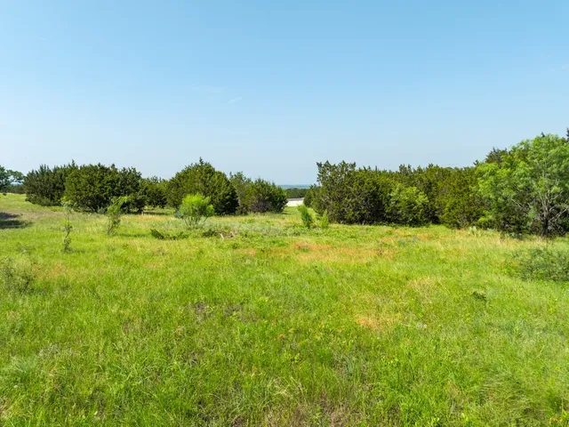 $306,320 | 58-59 Shin Oak Drive, Lampasas, TX 76550