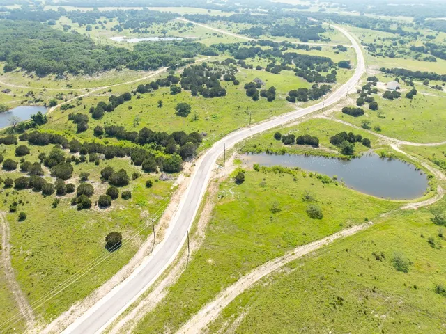 $306,320 | 58-59 Shin Oak Drive, Lampasas, TX 76550