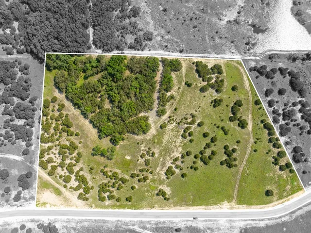 $306,320 | 58-59 Shin Oak Drive, Lampasas, TX 76550