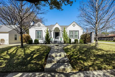 $1,095,000 | 5743 Kenwood Avenue, Dallas, TX 75206