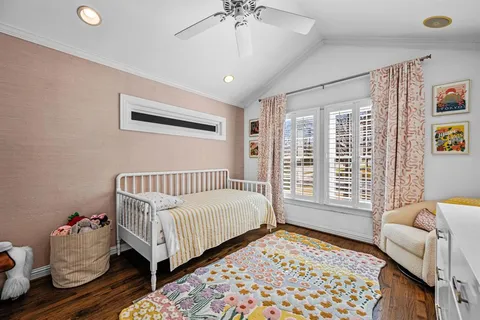 $1,095,000 | 5743 Kenwood Avenue, Dallas, TX 75206