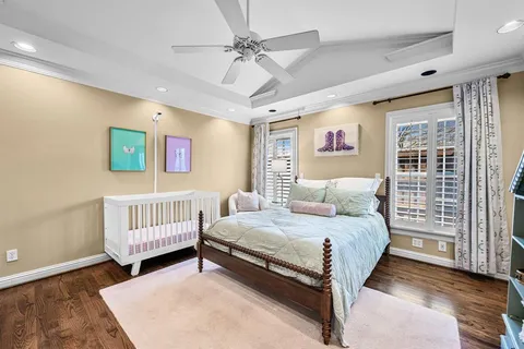 $1,095,000 | 5743 Kenwood Avenue, Dallas, TX 75206