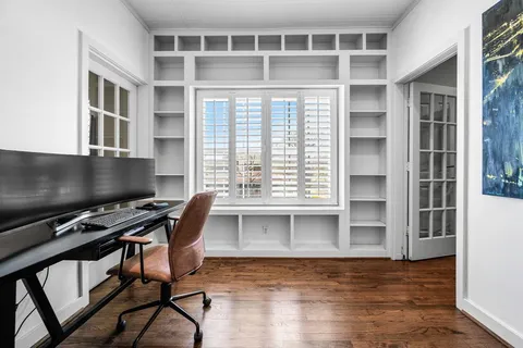 $1,095,000 | 5743 Kenwood Avenue, Dallas, TX 75206