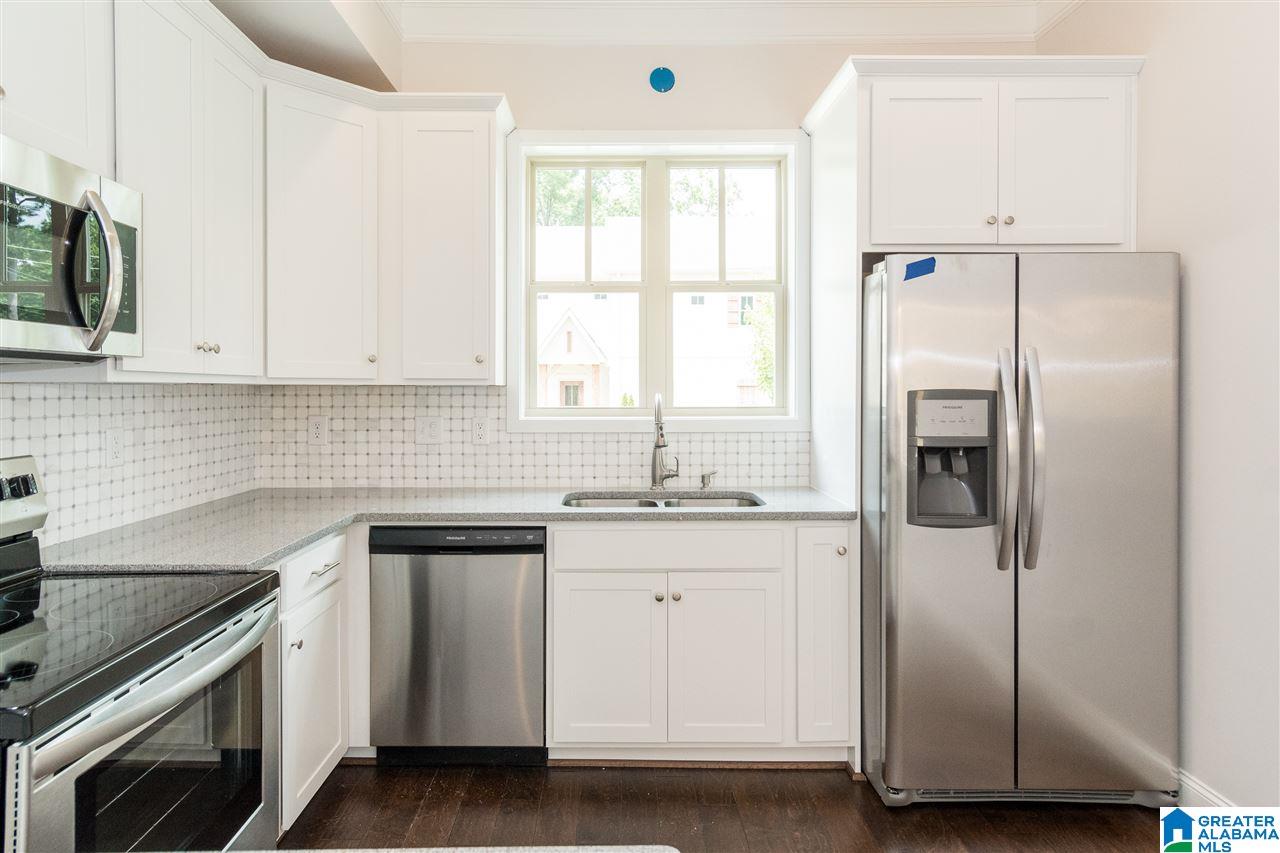 433 Columbiana Road Birmingham, AL 35209 - Photo 10 of 35