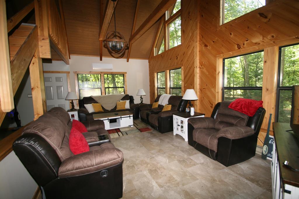 17788 Hemlock Ridge Road Broad Top City, PA 16621 - Photo 25 of 37 Main Level Living Room