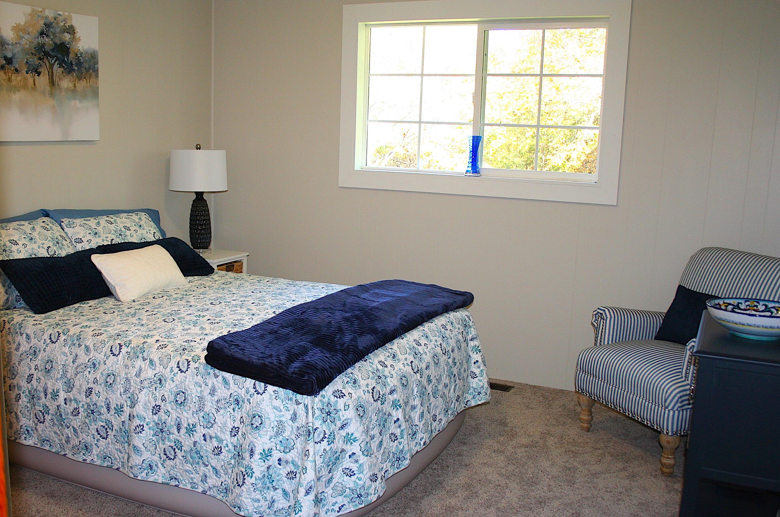 401 West Intervale Road Grants Pass, OR 97527 - Photo 30 of 51 Bedroom #1. .