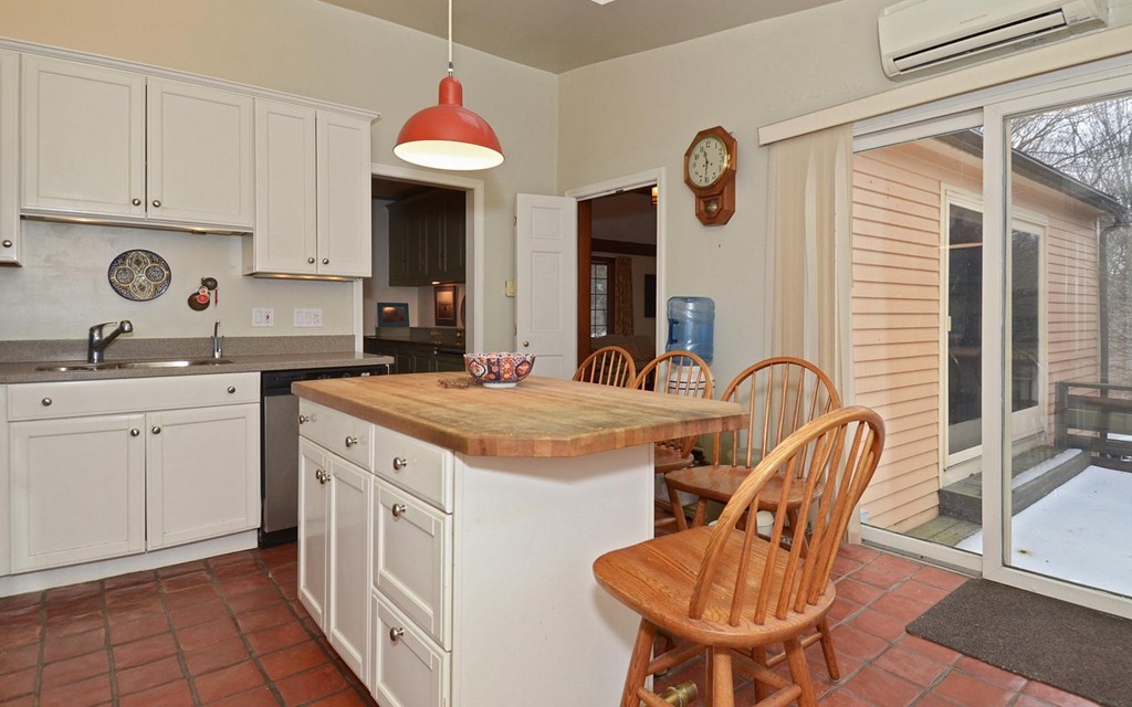 126 Argilla Road Ipswich, MA 01938 - Photo 5 of 12