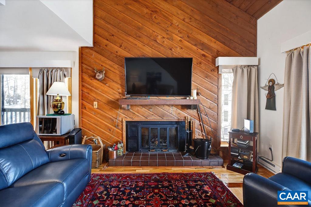 1448 Highlands Condos Roseland, VA 22967 - Photo 4 of 37